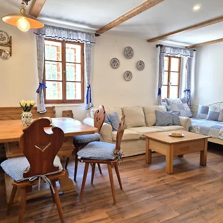 Hrabetuv Dvur Holiday home *