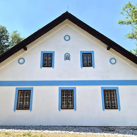 Hrabetuv Dvur Holiday home Desenice